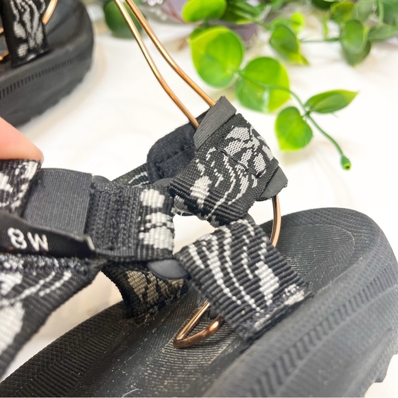 Teva Hurricane XLT Sport Sandal Size 8 - Picture 6 of 12
